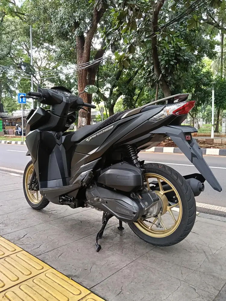 DIJUAL CASH HONDA VARIO LED OLD 150 THN 2018 PAJAK IDUP SIAP PAKAI