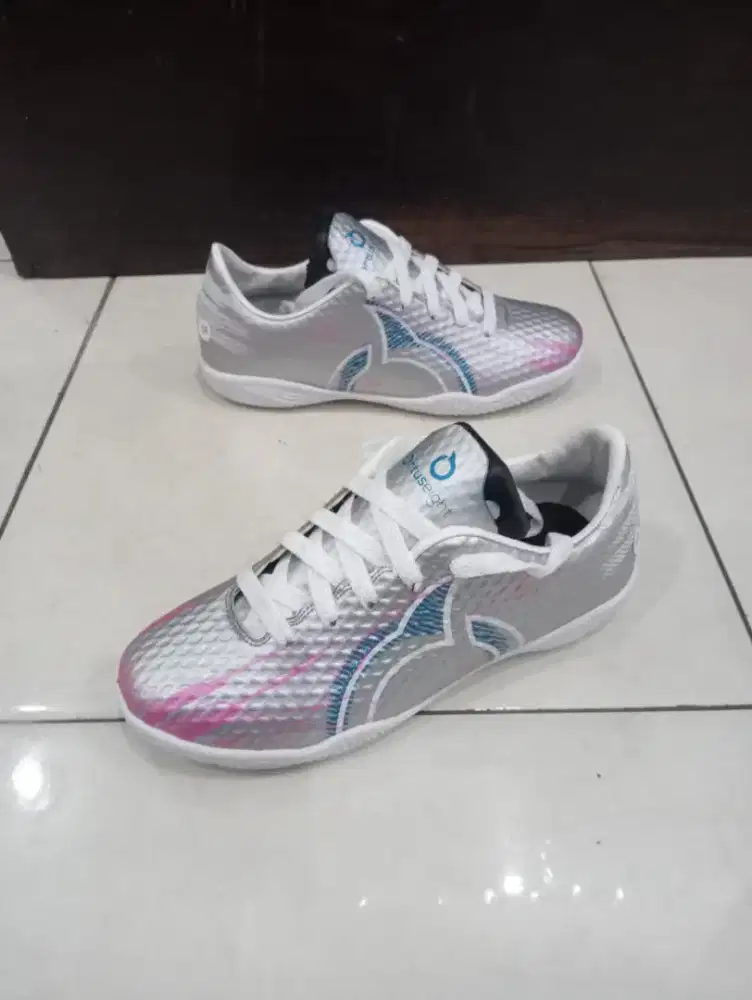Sepatu futsal anak insole original