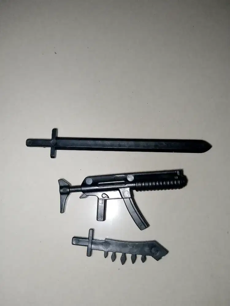 Aksesoris action FIGURE