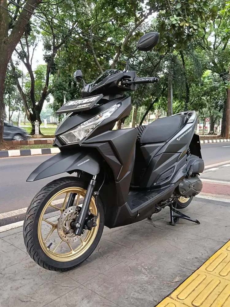 DIJUAL CASH HONDA VARIO LED OLD 150 THN 2018 PAJAK IDUP SIAP PAKAI