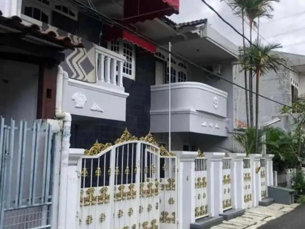 Rumah 2 Lantai di Komplek Duren Sawit