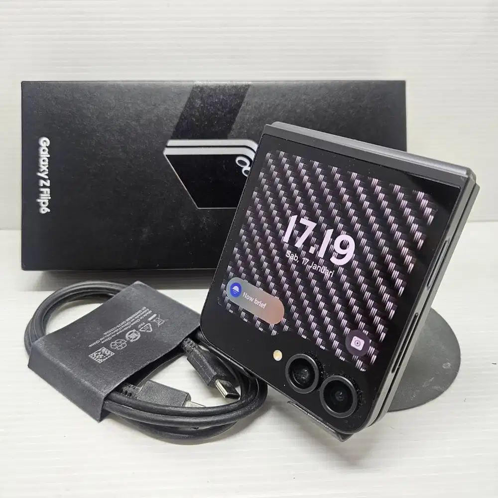 EXCLUSIVE COLOR! RARE  SAMSUNG GALAXY Z FLIP 6 4 5G 12/256 BLACK CRAFT