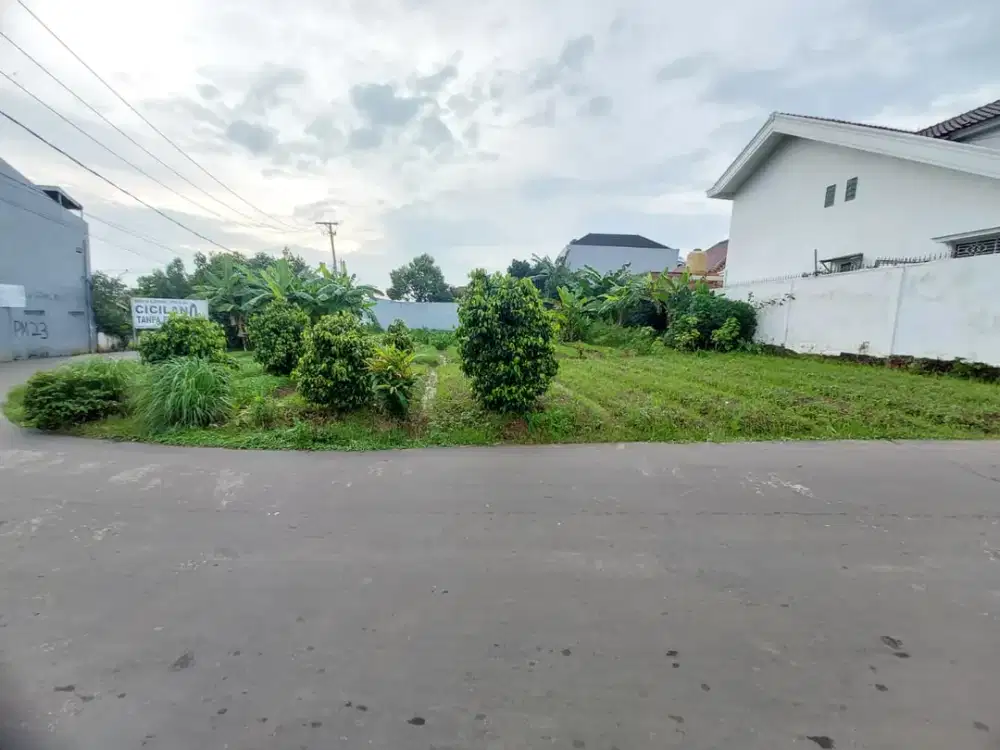 Tanah di Abusamah Pinggir Jalan Lingkungan Perumahan: SHM