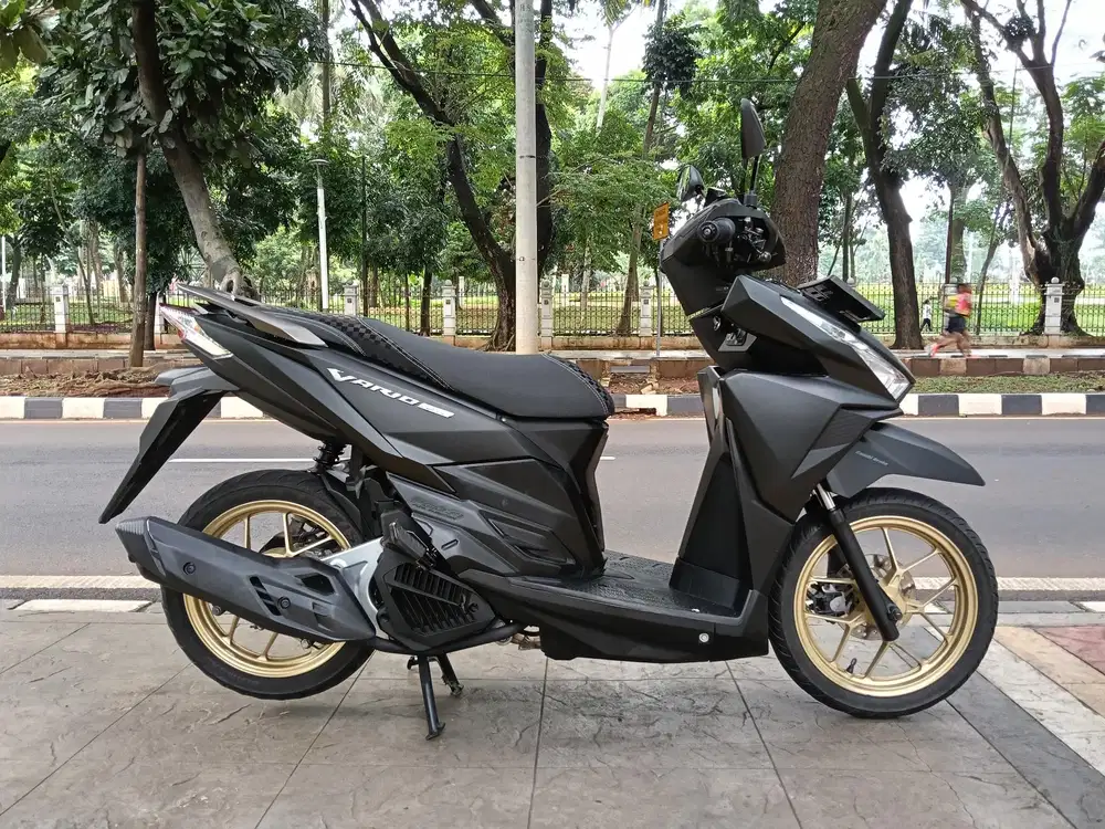 DIJUAL CASH HONDA VARIO LED OLD 150 THN 2018 PAJAK IDUP SIAP PAKAI