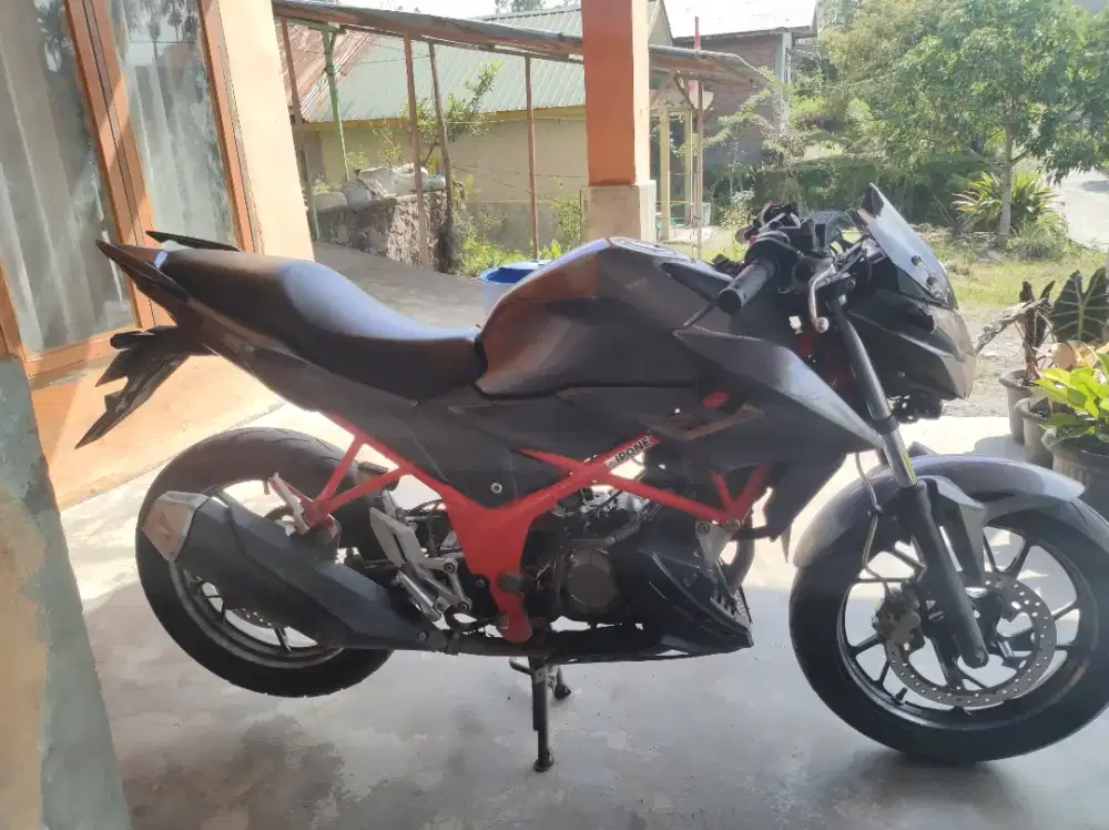 HONDA CB150R TAHUN 2016