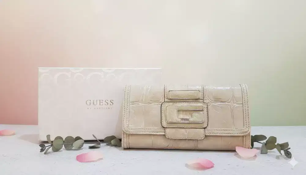 DOMPET GUESS SECOND
