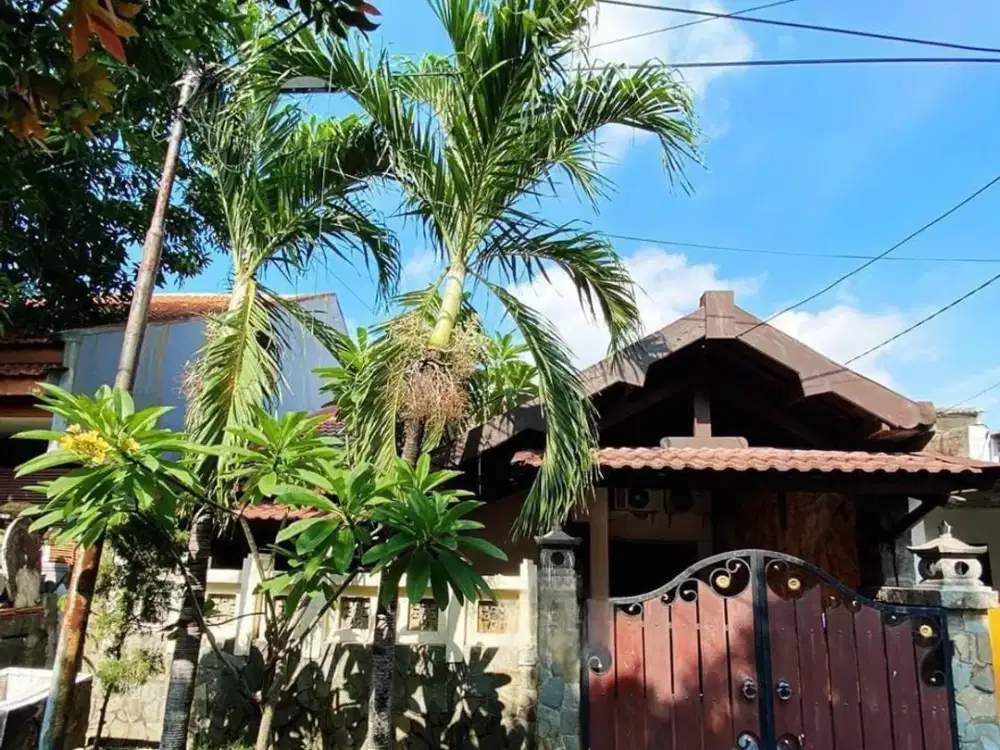 RUMAH RUNGKUT HARAPAN, Hadap Timur Row 2 mobil