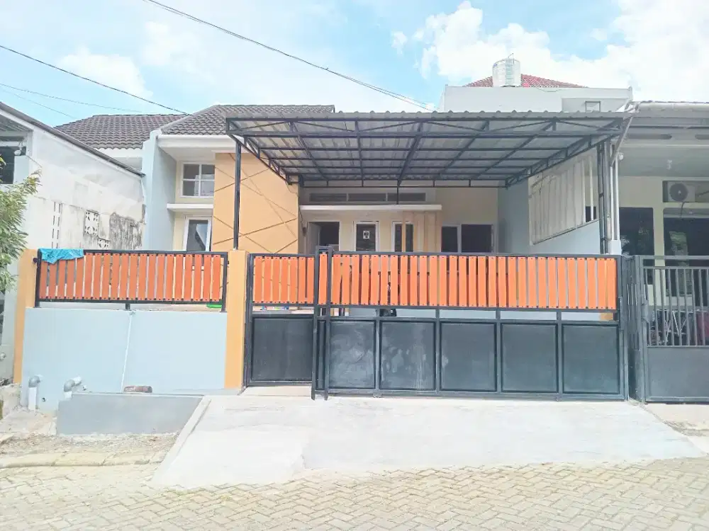 Di Jual Rumah cantik di comp bergengsi Regency Balikpapan Sel