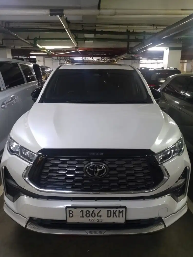 Toyota Kijang Innova 2023 Bensin