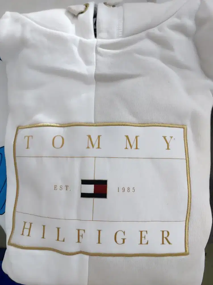 Sale Sweater Branded ( Tommy Hilfiger)