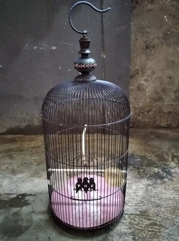 Kandang burung bekas  merk Top tanpa tebok