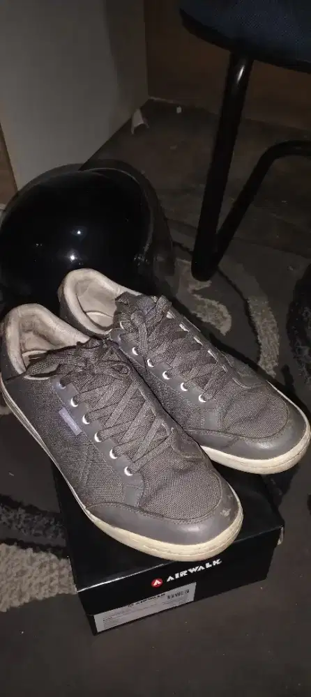 Sepatu ashword golf ukuran 46