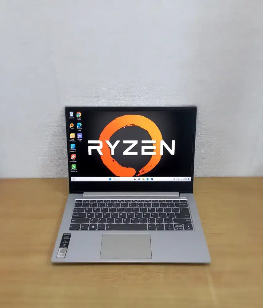 Lenovo S340 RYZEN 5