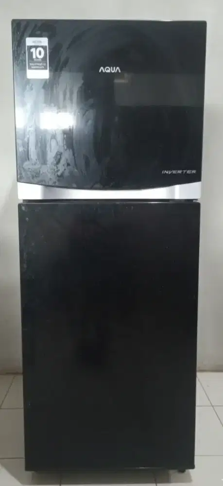 Kulkas Aqua Japan Inverter 2 Pintu AQR-275R