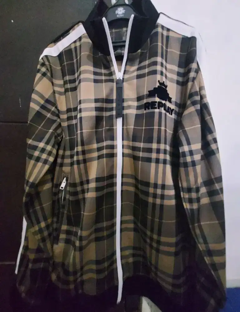 Sale Jacket Branded ( Reply)