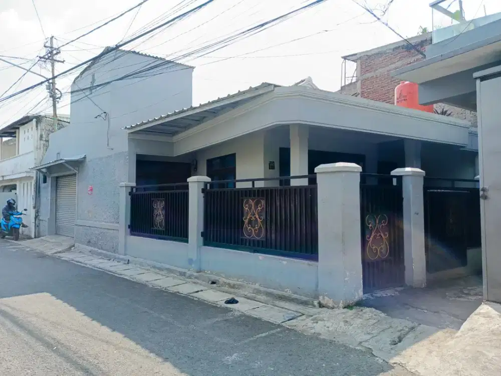 DEKAT JALAN UTAMA SARIJADI AKSES 2 MOBIL, SIAP HUNI HRG MURAH!