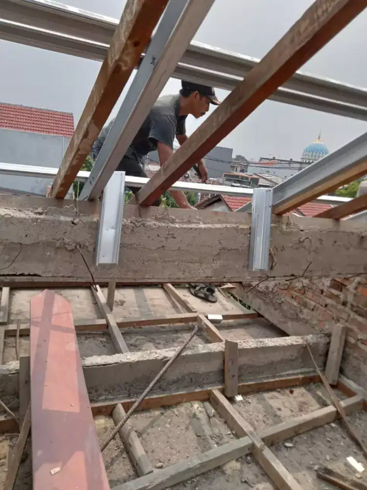 Perbaikan atap bocor terdekat