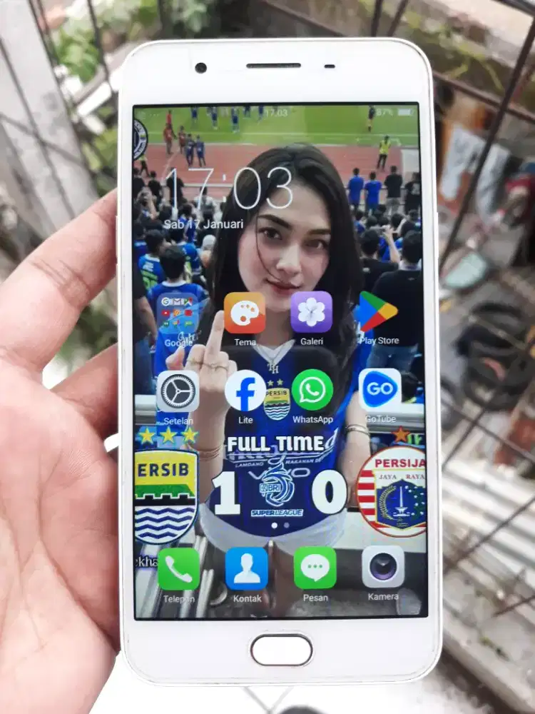 Oppo F1s 4G 4/64 layar 5.5 inchi fullset