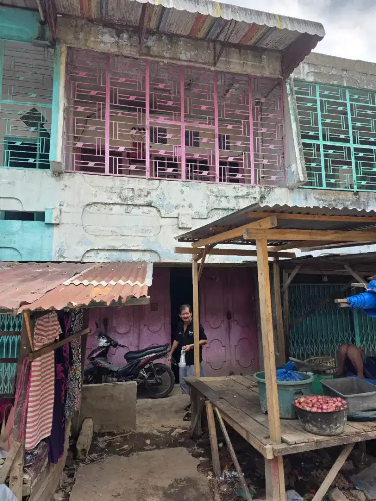 Dijual ruko, bisa untuk tinggal atau sebagai toko klontong