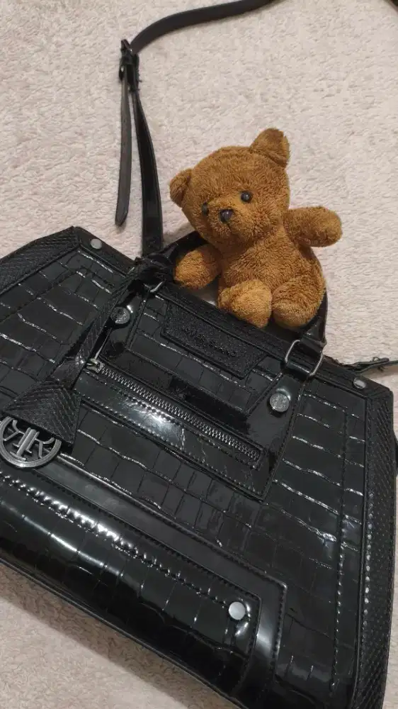 Tas River Island second like new