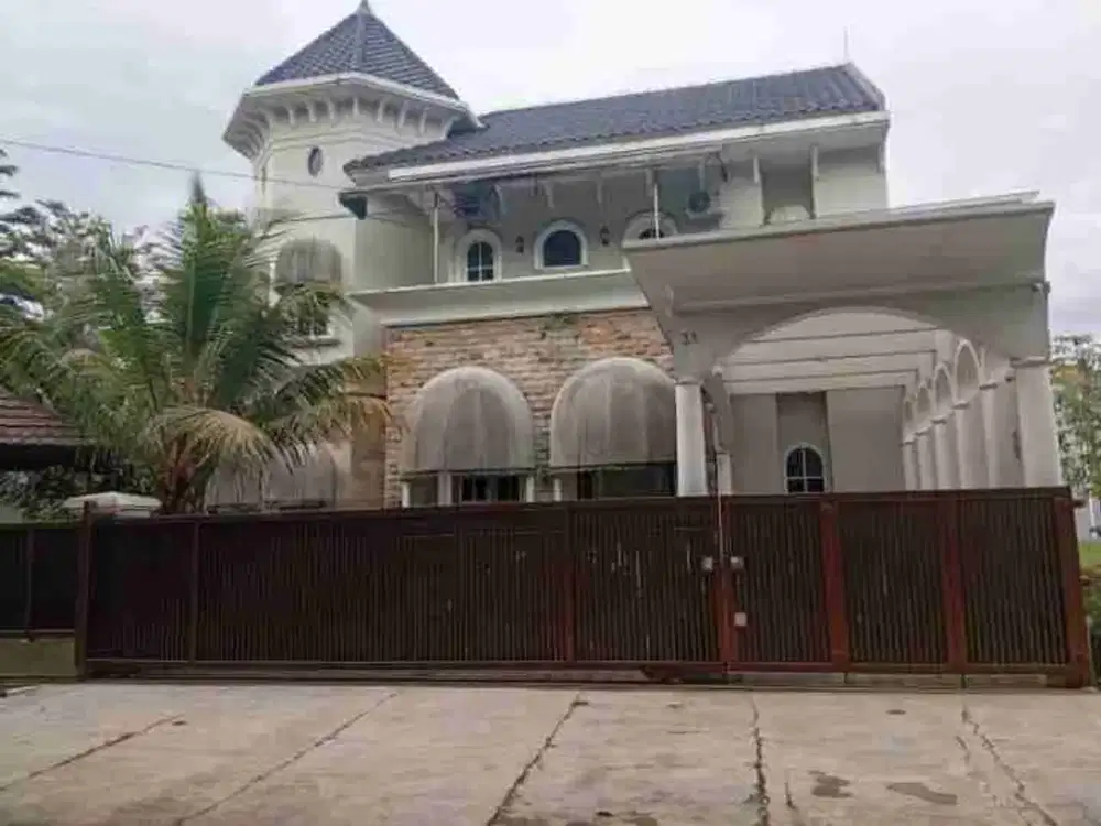 Dijual Rumah Mewah Antapani Luas bangunan istimewa Siap Huni dekat terminal Antapani Ter jakarta