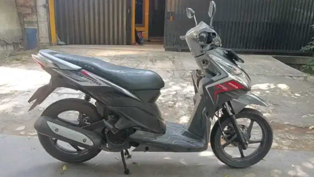 Di jual motor honda vario 110
