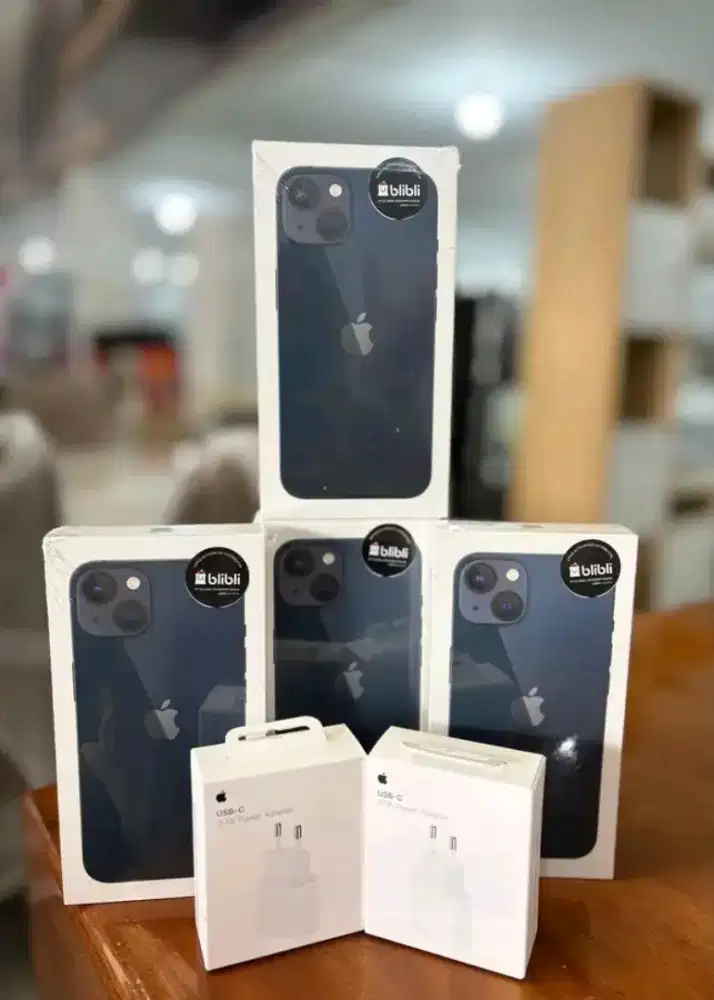 KREDIT IPHONE 13 Garansi RESMI