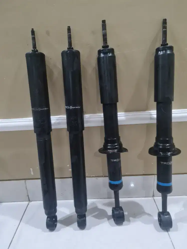 Shock breaker Fortuner TRD Sprortivo 2012 -2014