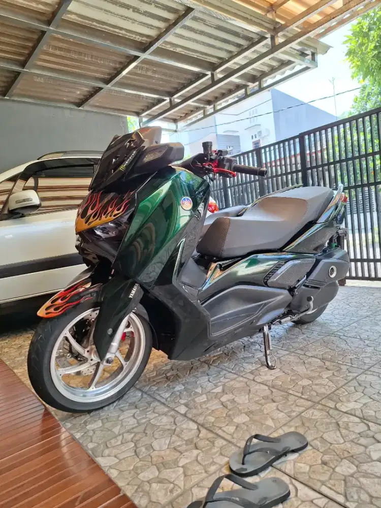 Yamaha Xmax 2023