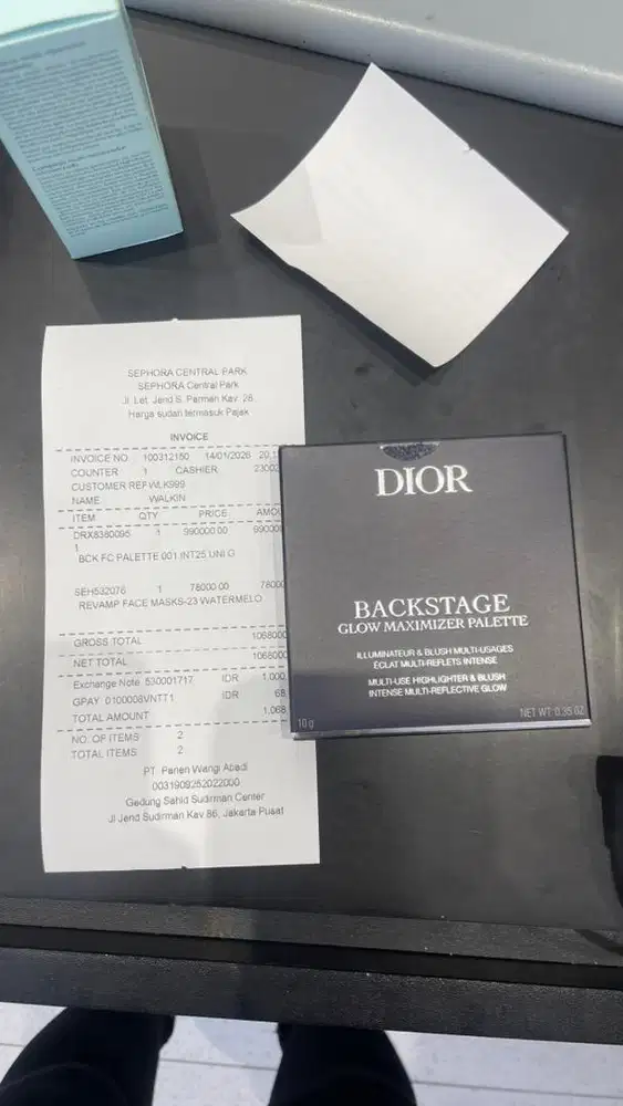 Dior backstage 001 Universal