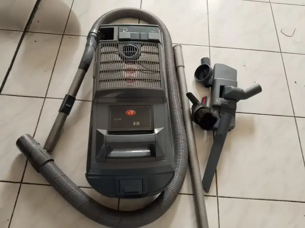 Dijual murah vacuum cleaner, lukisan klasik dan mesin cuci
