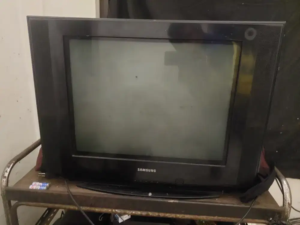 Tv samsung 21 dan speaker Pma 9502