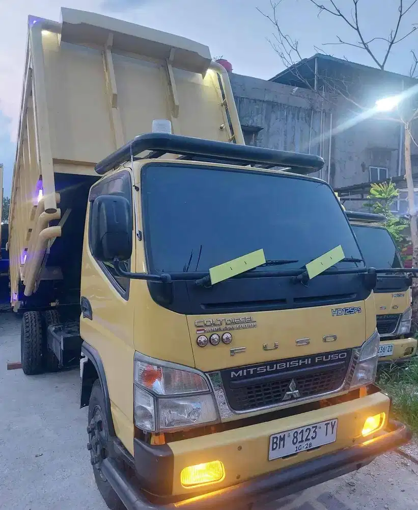 Dijual Canter FE 74 HDV Karoseri Dump Tahun 2018