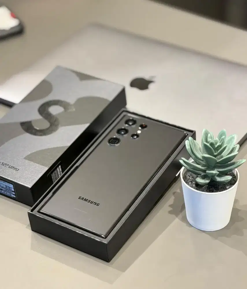 Samsung Galaxy S22 Ultra 12/256GB