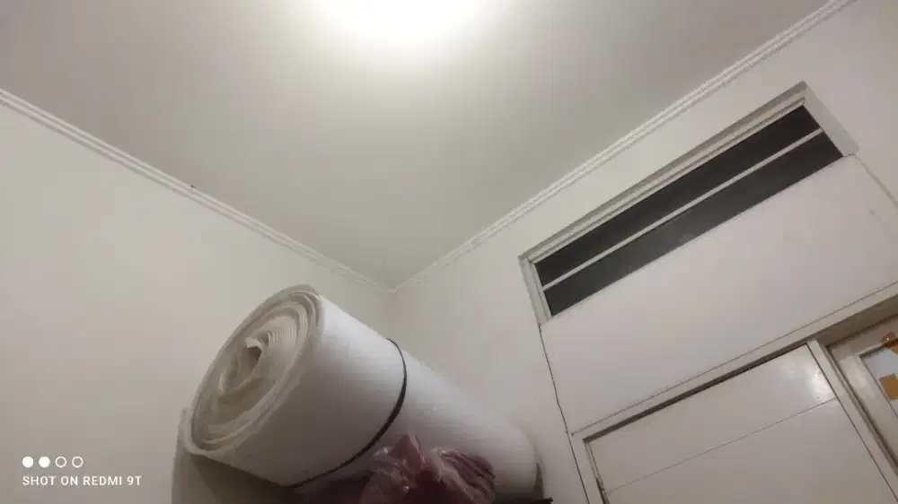 Busa untuk packing 1 roll warna putih