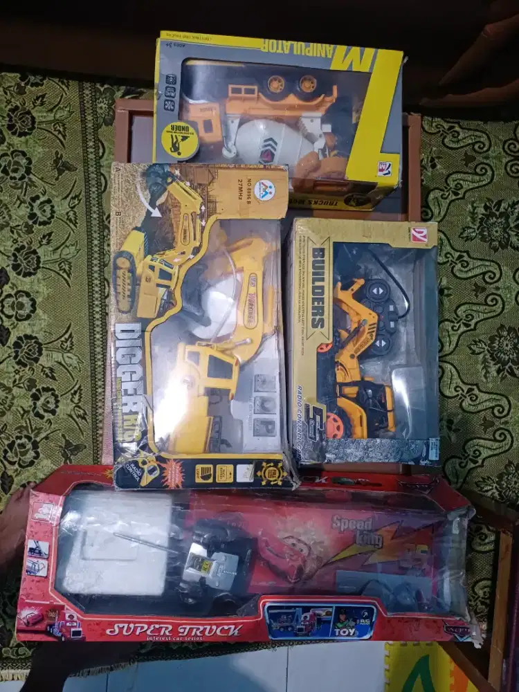Mainan anak RC masih bagus mulus