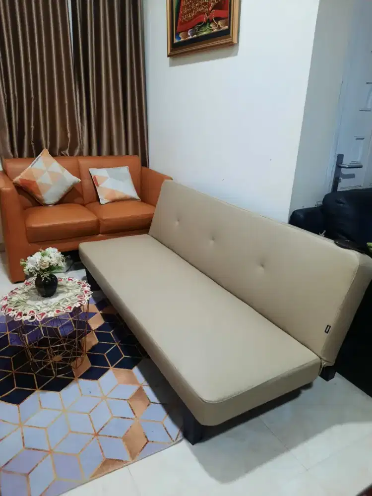 Sofabed informa jumbo. Masih baru belum dipakai masih ada dusnya