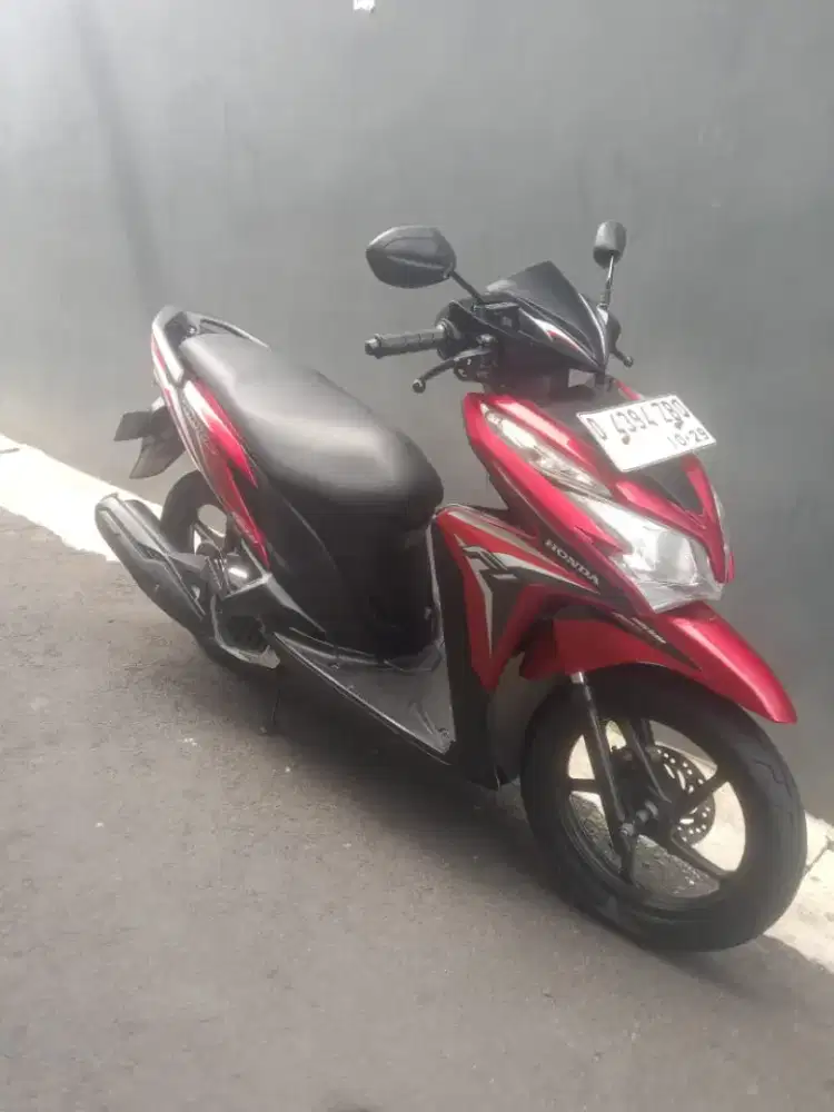 Bismillah.. JUAL CEPAT HONDA Vario 125 CBS ISS 2014, Super Mulusss...