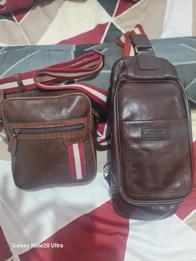 Jual borongan 2 tas ba**y kulit asli zipper embos, jual murah aja