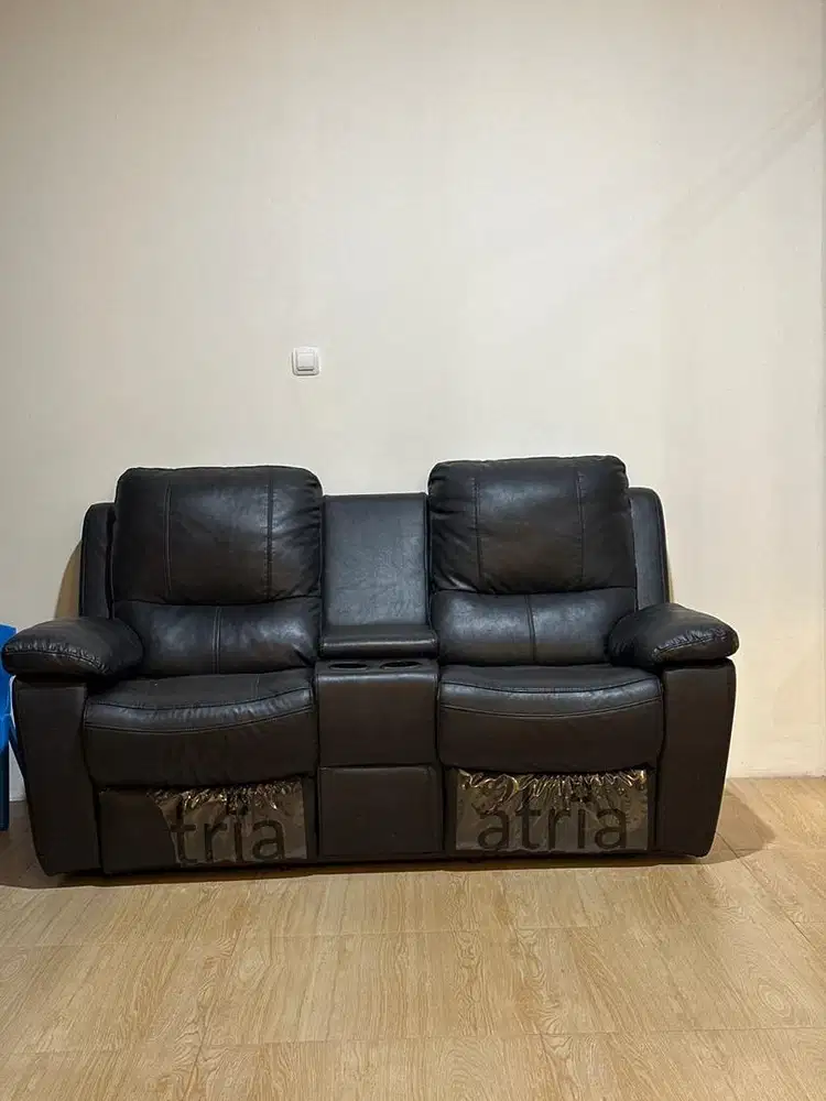 sofa atria reclyning