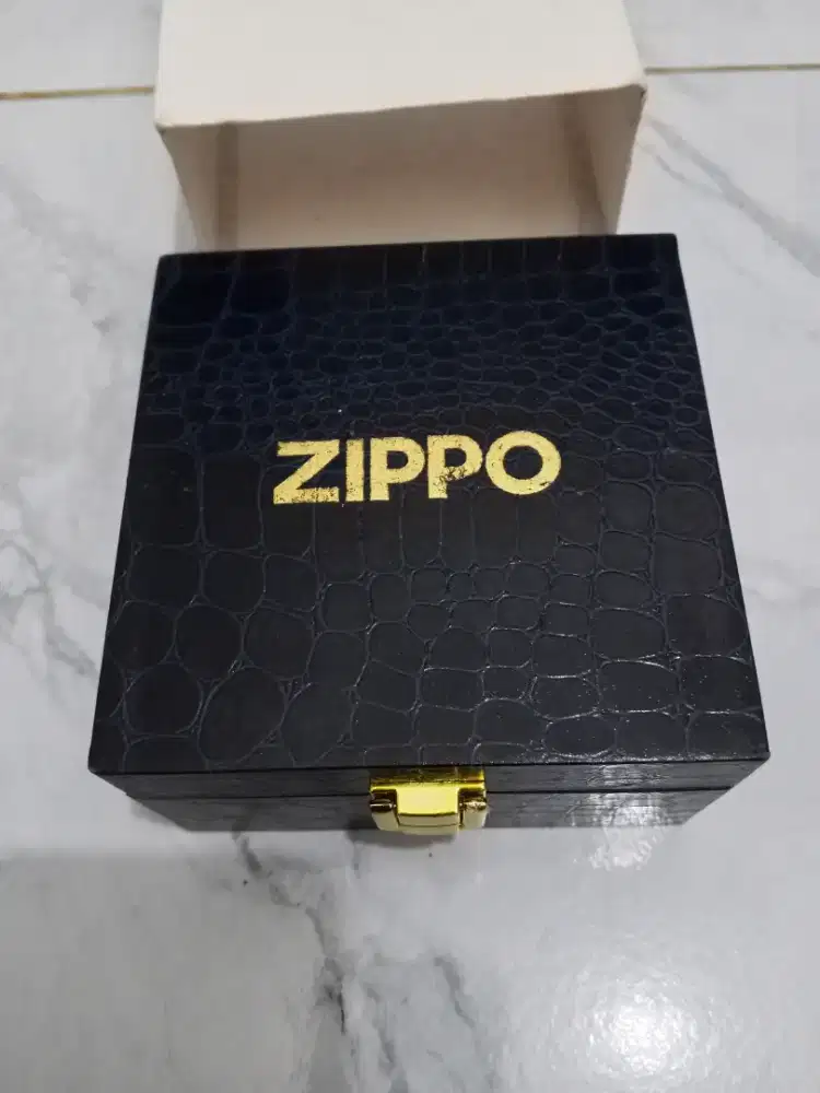 Original Zippo crystal sworky coated gold plat limited edition