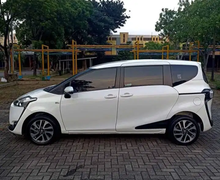 Toyota Sienta 2017 Bensin
