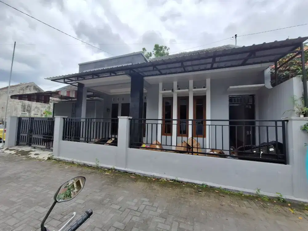 Rumah Disewakan Maguwo Stadion Jogja Bay 3 KT Bersih 30Jt/Thn