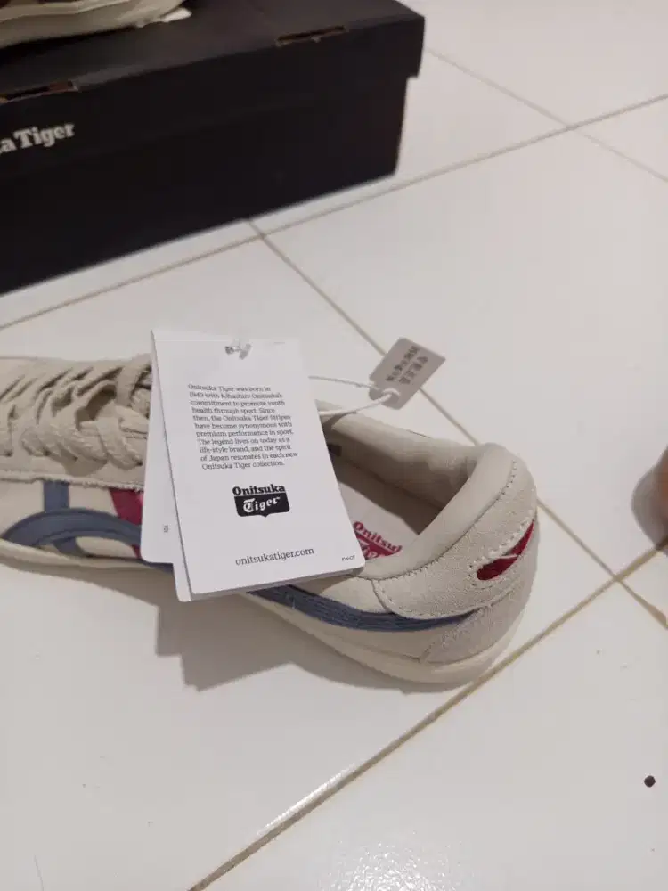 Di jual onitsuka tiger