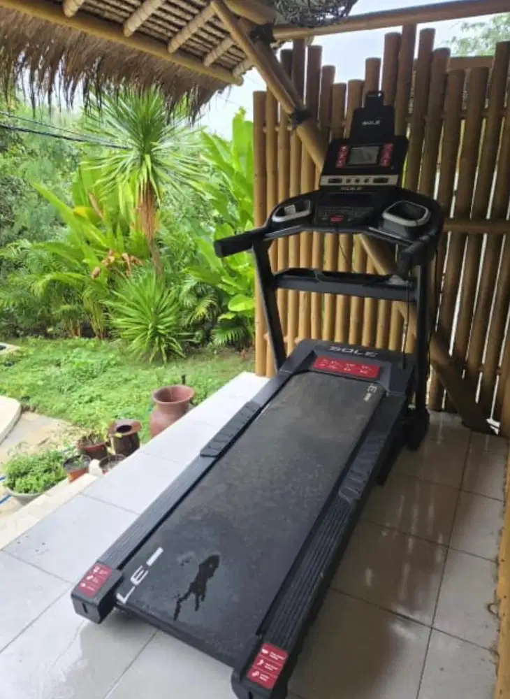 Jual cepat treadmill belum lama pemakaian