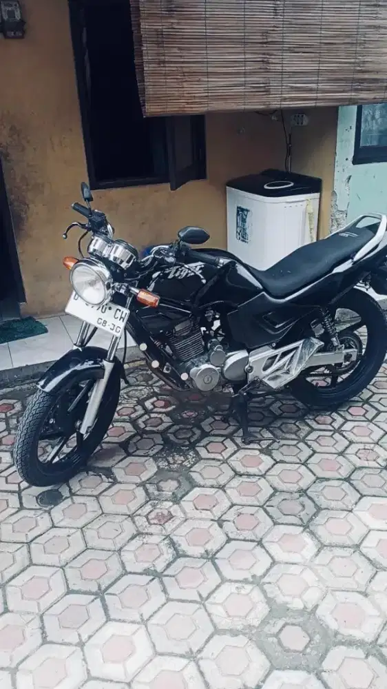 Honda Tiger 2000