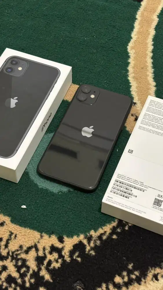 iPhone 11 128GB Black Ex iBox Mulusss !!
