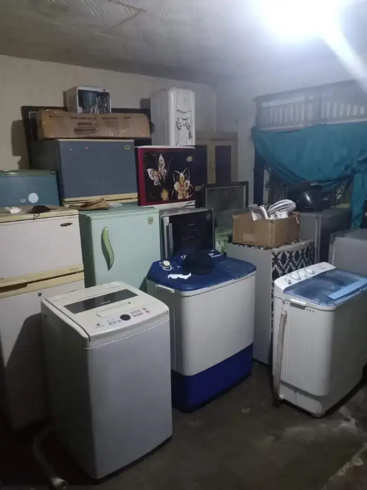 Jual beli kulkas,mesin cuci showcase chiler terima yg rusak dan servis