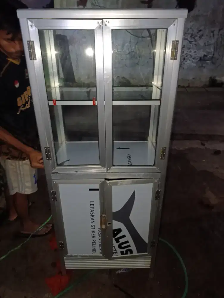 Jual ETALASE BENSIN, Baru, Lok Pamulang Barat, Tangsel