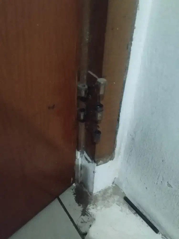 Tukang perbaikan atap bocor dan renovasi